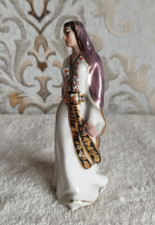 vantage Georgian Dance